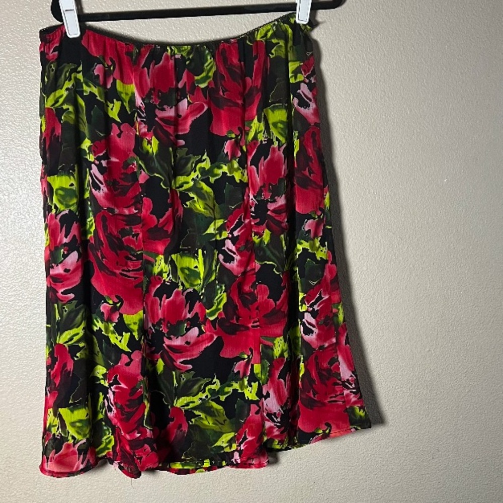 Notations Floral Fairy Whimsical Dark Romantic  Size 1X Skirt pull on garden‎
